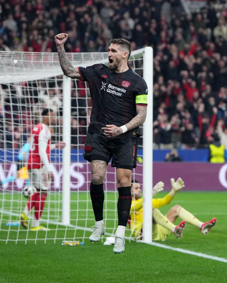 九游娱乐-欧冠1/8决赛首回合综述：皇马完胜曼城占先机，大巴黎5-2切尔西