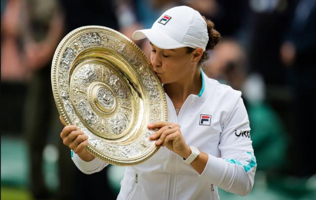 九游体育-巴蒂克服心魔首夺温网 用第二冠为世界第一正名