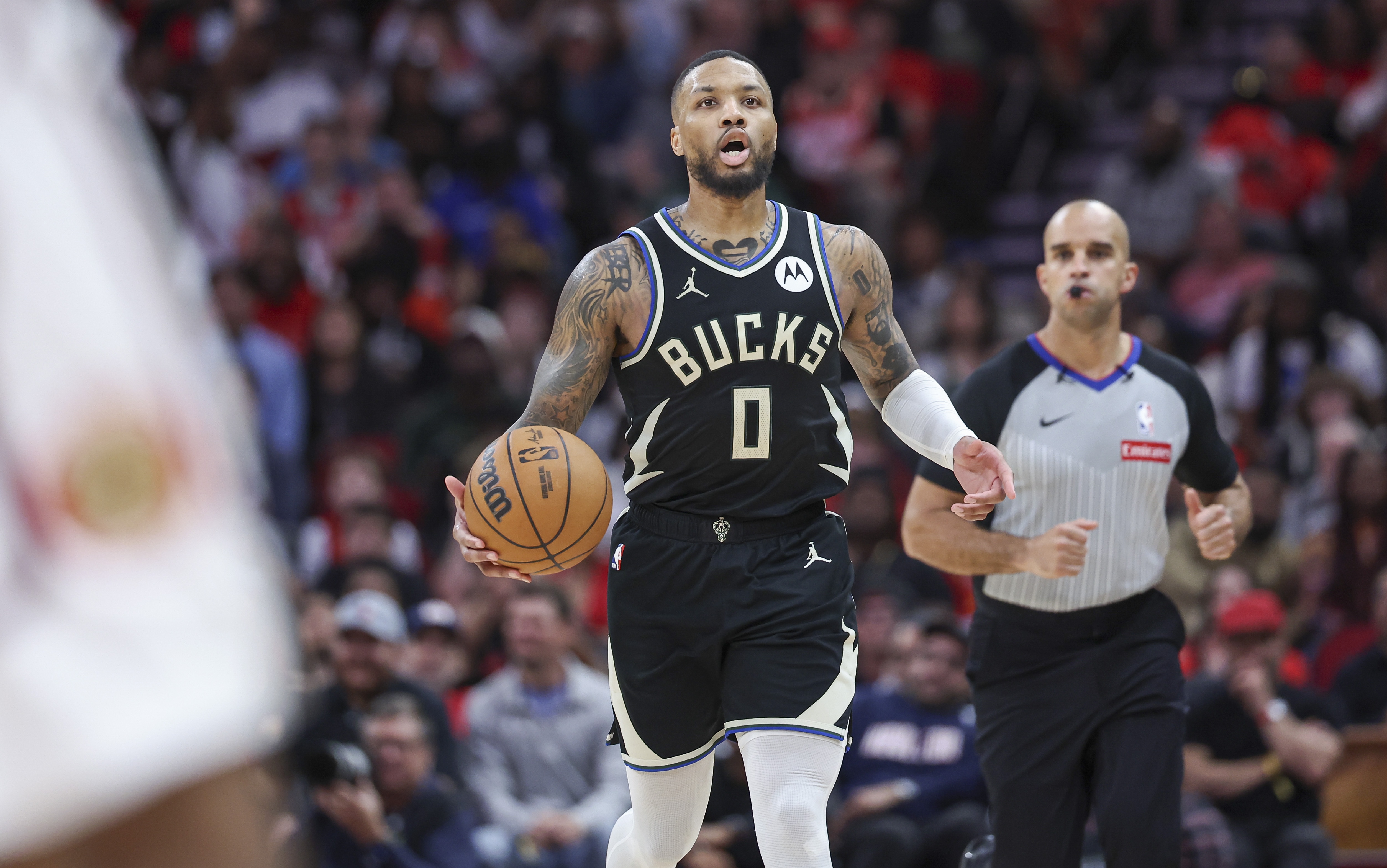 九游体育-波蒂斯：利拉德绝对名人堂级别 在他的巅峰除了詹库谁也夺不了冠